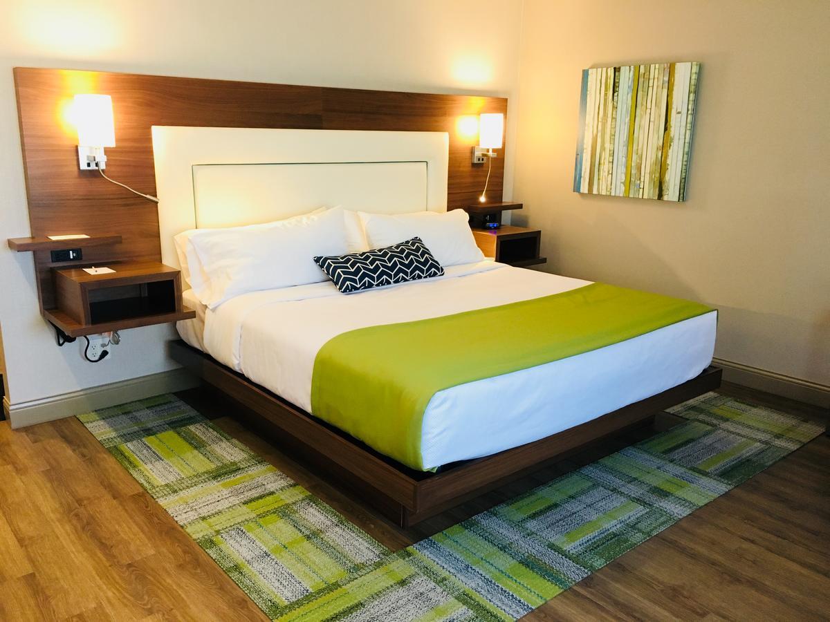 Best Western Plus Mont-Laurier Exterior foto